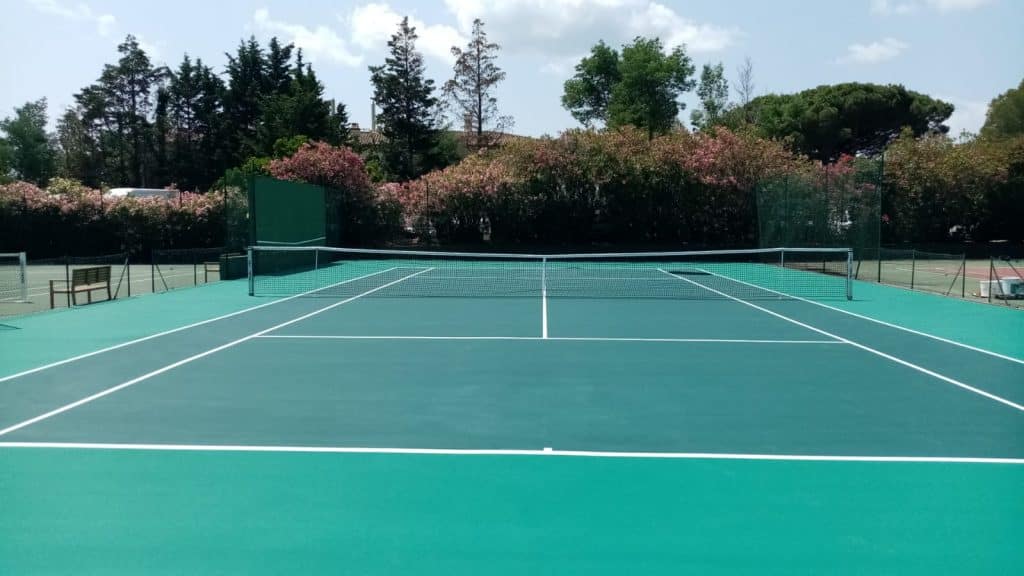 Construction Terrain de tennis résine synthétique