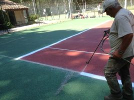 Régénération d'un court en Béton poreux